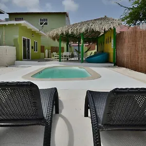  Albergue Pista Q And